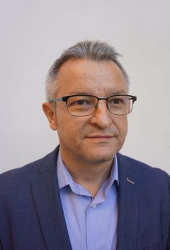 Szekeres Roland